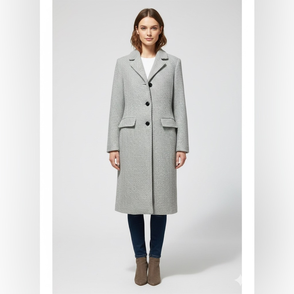 B. COATURE Long Coat M 19” P2P Gray/White NWT